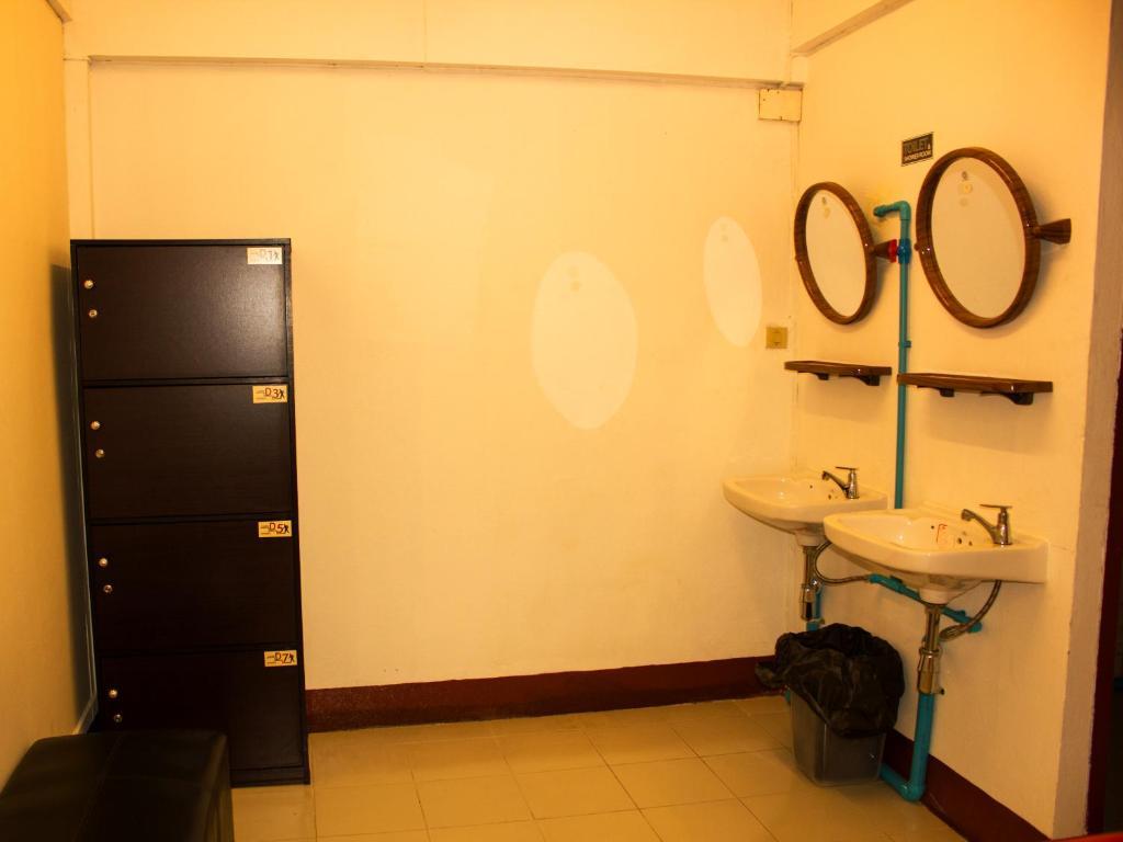 Walkinn Guesthouse 1 Chiang Mai Kamer foto