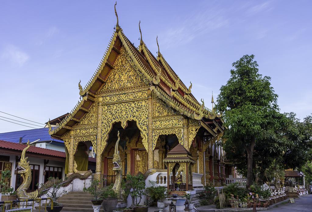 Walkinn Guesthouse 1 Chiang Mai Buitenkant foto