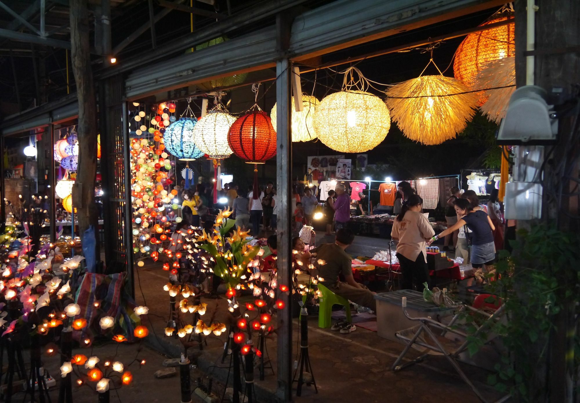 Walkinn Guesthouse 1 Chiang Mai Buitenkant foto
